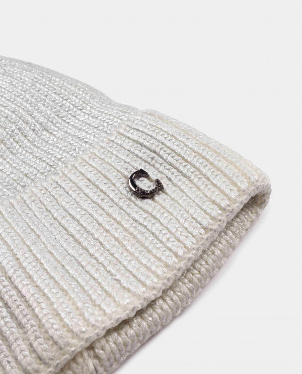 Tricot Silver Point Hall