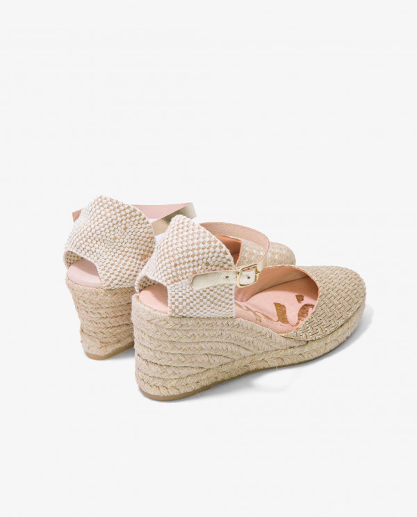 CUÑA YUTE CON CON PULSERA TRENZADO ORO