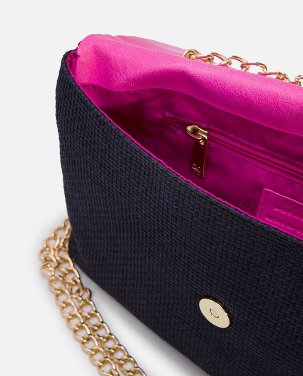 BLACK TEXTILE HAND WALLET