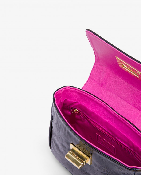 BLACK PATENT LEATHER CROSSBODY BAG